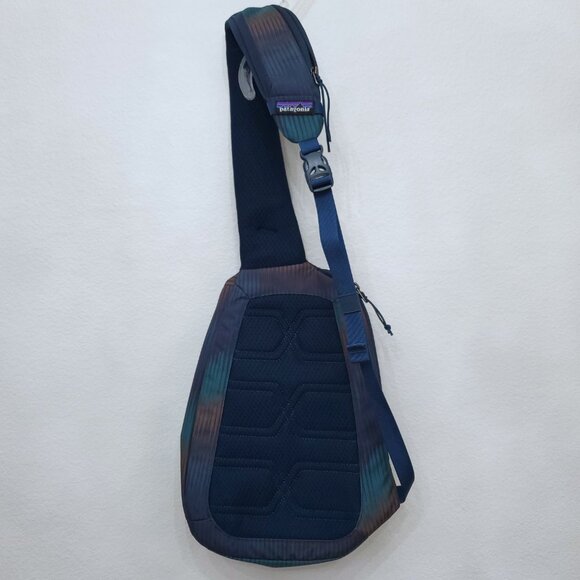 Patagonia Atom 8L Sling Bag - Picture 7 of 16